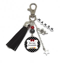 Votre prénom, Porte clés "Une tata formidable" personnalisable
