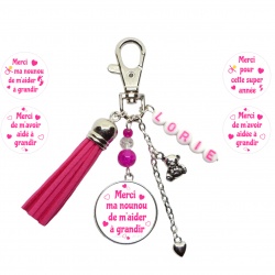 Porte clés nounou personnalisable, "Merci ma nounou de m'aider à grandir" modèle au choix