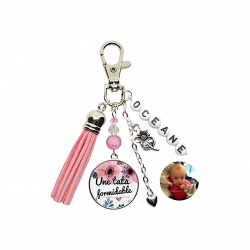Porte clés "Une tata formidable" personnalisable recto-verso