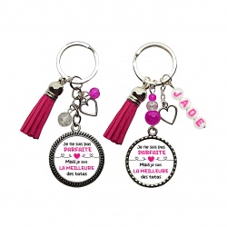 Porte clés "Je ne suis pas parfaite mais je suis la meilleure des tatas" personnalisable
