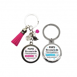 Porte clés et décapsuleur duo Future mamie et Futur papy