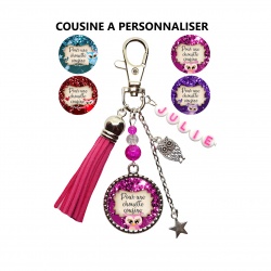 Porte clés ou bijou de sac Pour une chouette cousine, personnalisable