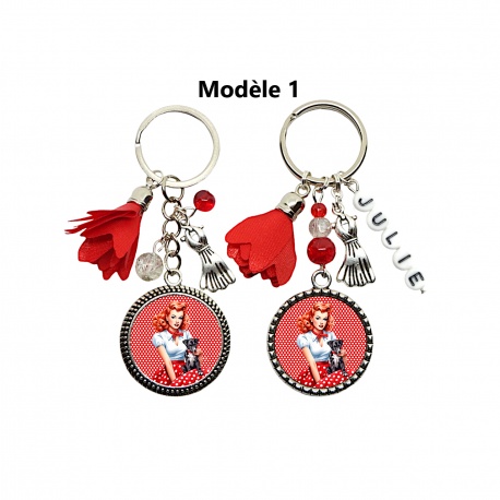 Porte clés ou Bijou de sac pin-up rouge à personnalisé