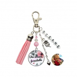 Porte clés "Une nounou formidable" personnalisable recto verso
