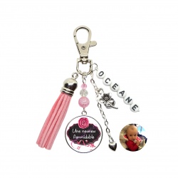 Porte clés "Une nounou formidable" personnalisable recto verso