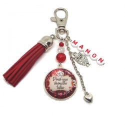 Porte clés ou bijou de sac "Pour une chouette tatie" personnalisable avec le prénom de votre choix