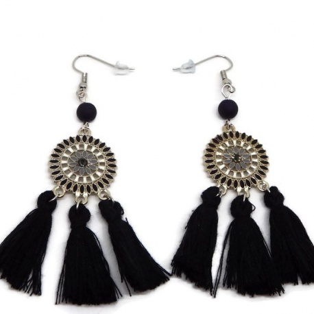 Boucles d'oreilles ethnique pompon noir