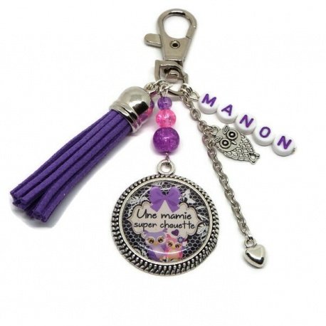 Porte clés ou bijou de sac "Une mamie super chouette" personnalisable avec le prénom de votre choix