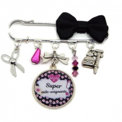 Broche Super aide soignante