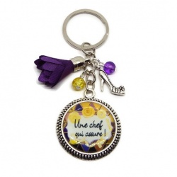 Porte clés "Une chef qui assure"
