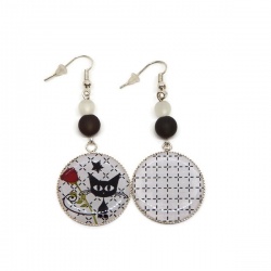 Boucle d'oreille chat asymétrique