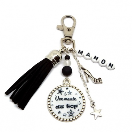 Porte clés ou bijou de sac "Une mamie au top" personnalisable avec le prénom de votre choix